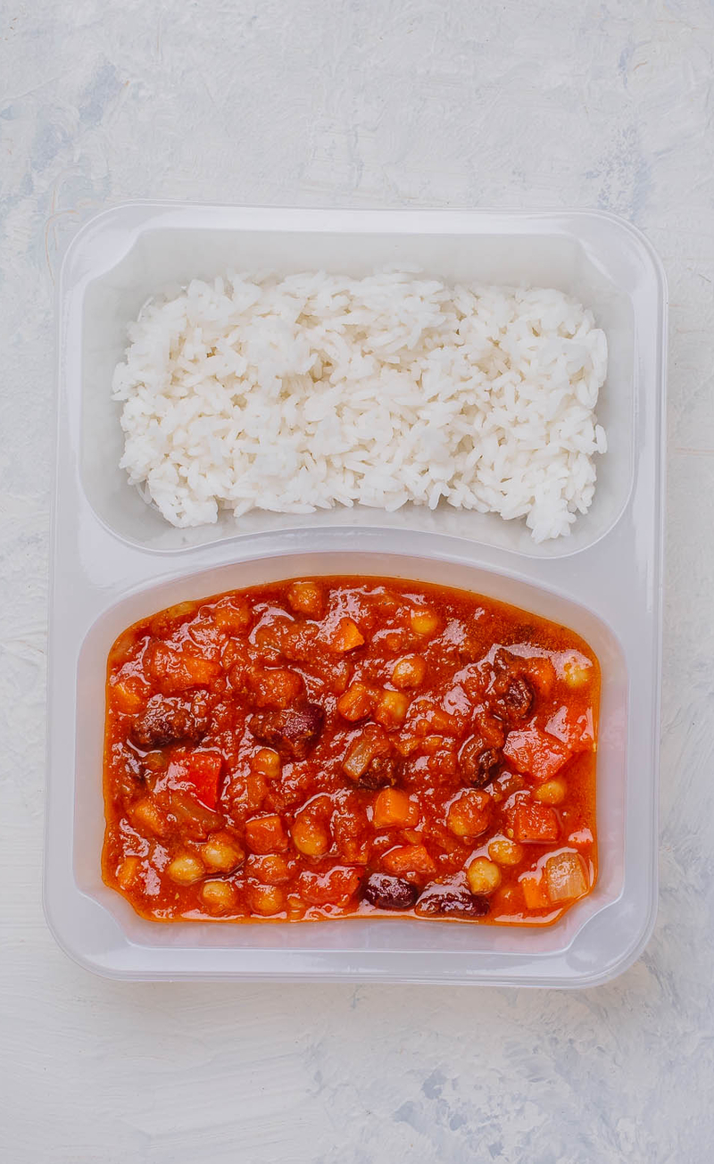 Chilli sin carne z ryżem