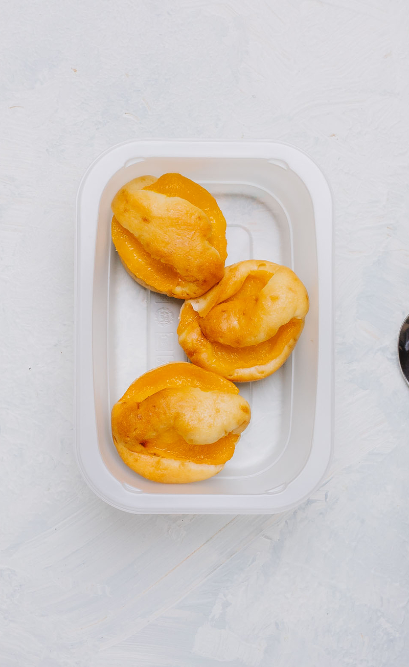 Muffinki jogurtowe z morelami