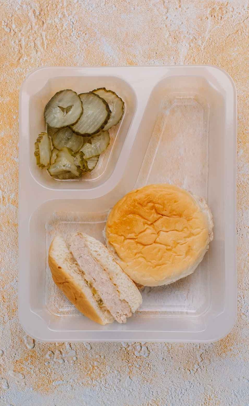 Burger drobiowy z sosem 1000 wysp